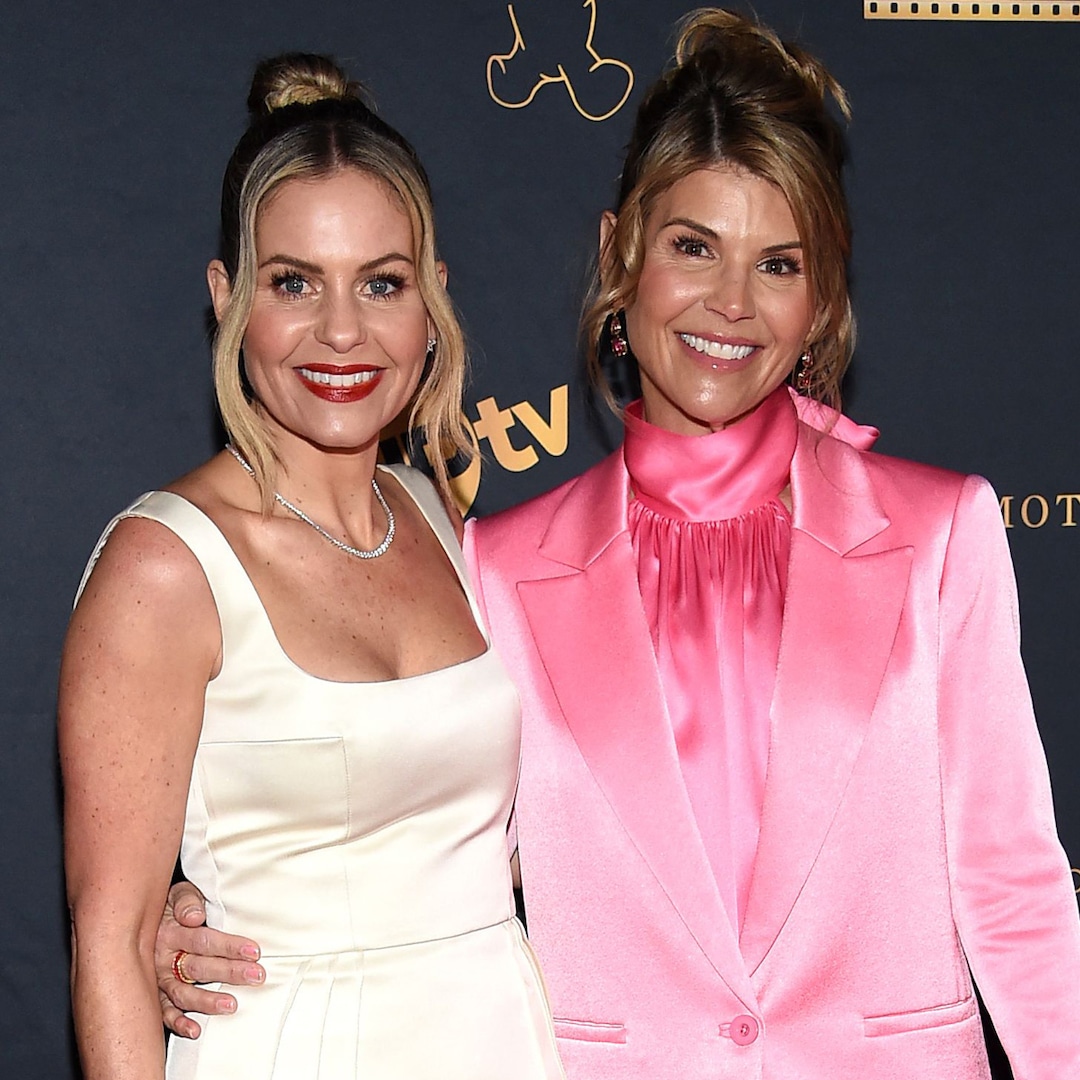 Lori Loughlin Marks First Awards Show Since College Admissions Scandal